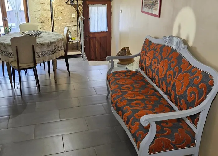 펜션 La Petite Maison Céreste