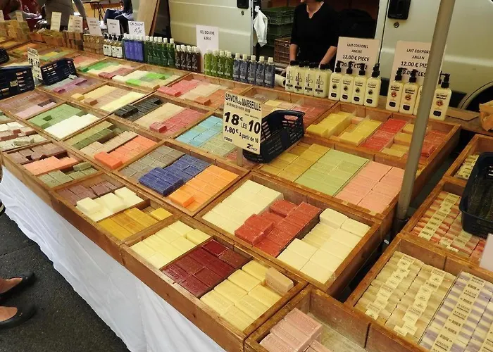 La Petite Maison Vakantiehuis Céreste